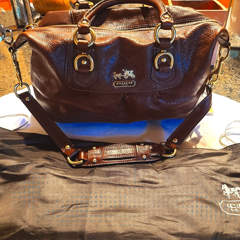 NWOT Coach Caramel Leather Satchel Hanbag
